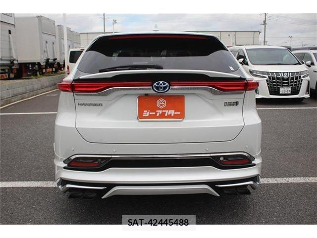 Toyota HARRIER 2023-10 7723855-9