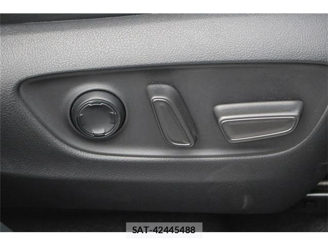Toyota HARRIER 2023-10 7723855-25