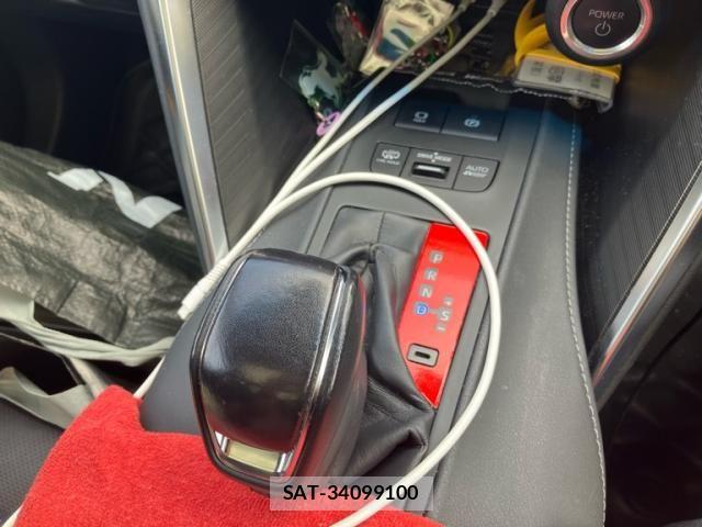 Toyota HARRIER 2023-08 7961914-18