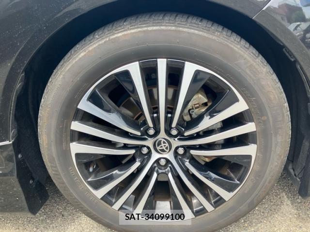 Toyota HARRIER 2023-08 7961914-6