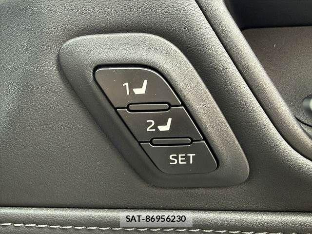 Toyota HARRIER 2024-02 8245345-5