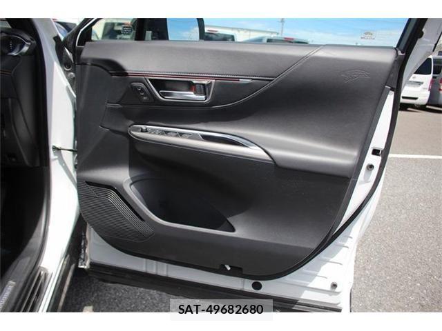 Toyota HARRIER 2023-08 8245346-16