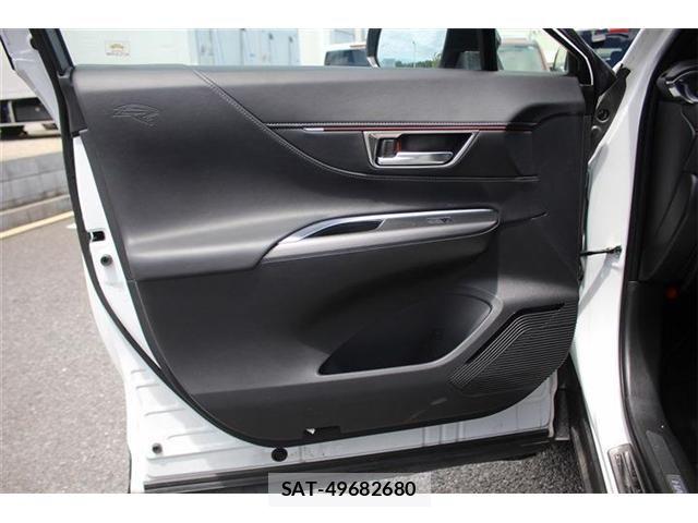 Toyota HARRIER 2023-08 8245346-19