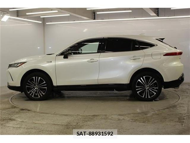 Toyota HARRIER 2023-05 8336082-9