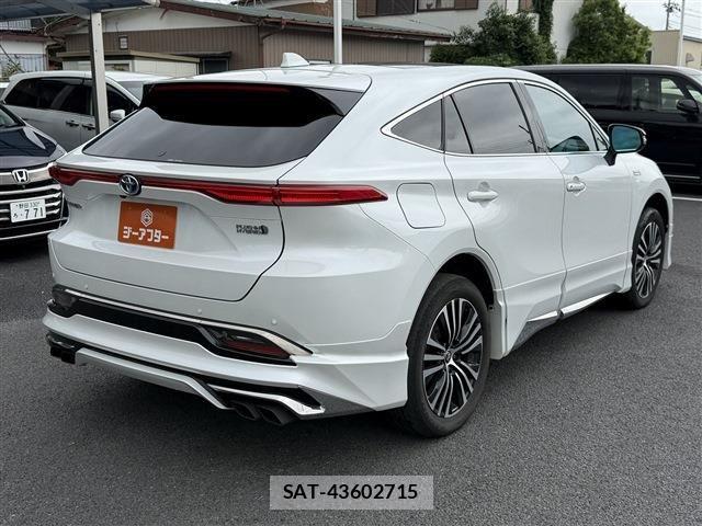 Toyota HARRIER 2023-08 8666230-21