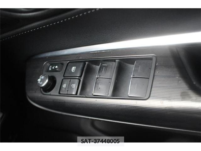 Toyota HARRIER 2023-07 8742520-24