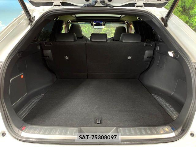 Toyota HARRIER 2022-11 8880000-9