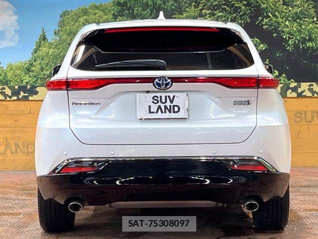 Toyota HARRIER 2022-11 8880000-14