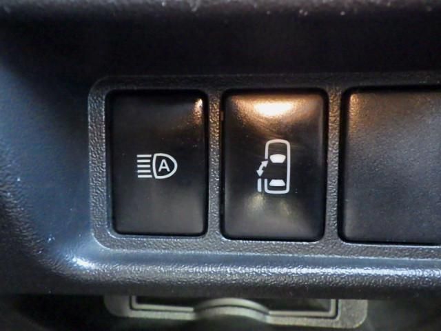Toyota HIACE COMMUTER 2018-03 2385895-20