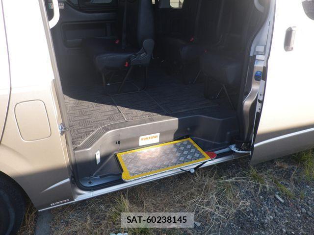 Toyota HIACE COMMUTER 2014-03 2961467-9