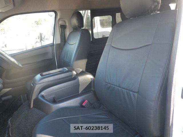 Toyota HIACE COMMUTER 2014-03 2961467-4