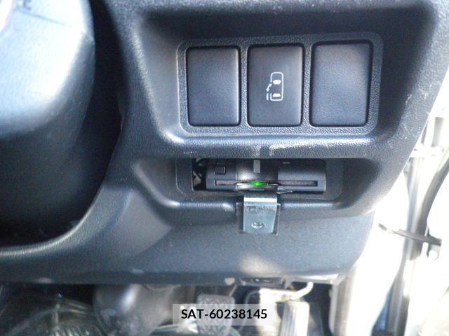 Toyota HIACE COMMUTER 2014-03 2961467-5
