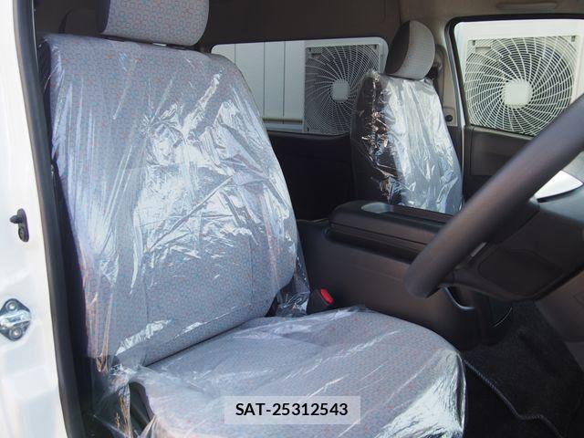 Toyota HIACE COMMUTER 2026-01 4753994-4
