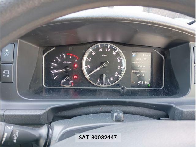 Toyota HIACE COMMUTER 2023-12 4753998-13