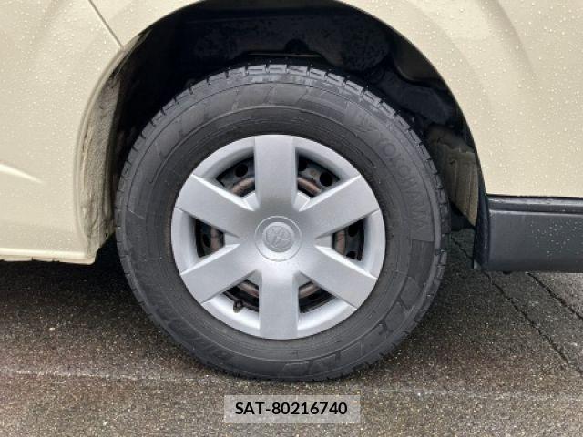 Toyota HIACE COMMUTER 2011-04 6244354-9