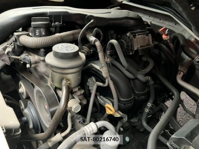 Toyota HIACE COMMUTER 2011-04 6244354-11