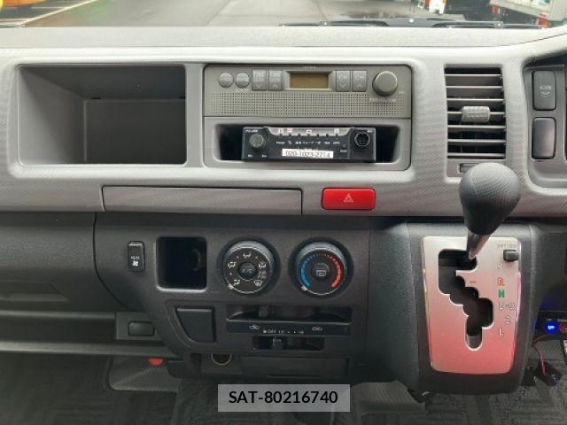 Toyota HIACE COMMUTER 2011-04 6244354-14