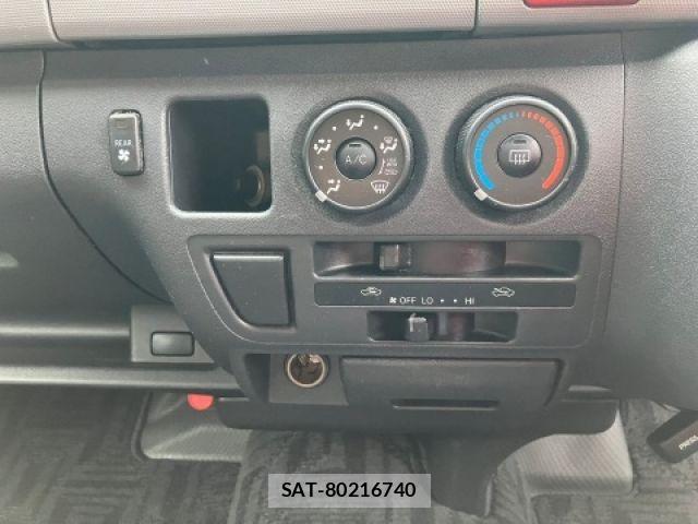 Toyota HIACE COMMUTER 2011-04 6244354-15