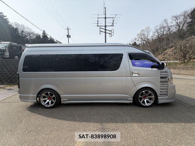 Toyota HIACE COMMUTER 2008-03 6244355-3