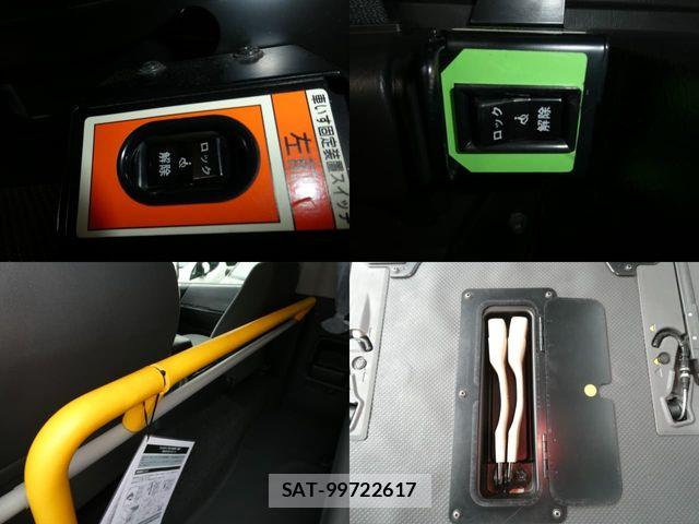 Toyota HIACE COMMUTER 2020-03 6612166-6