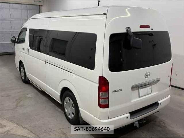 Toyota HIACE COMMUTER 2009-09 6906027-1