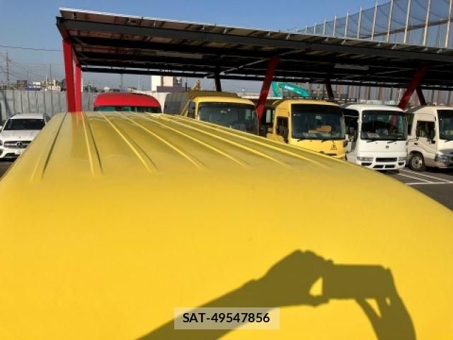 Toyota HIACE COMMUTER 2018-03 6993976-16