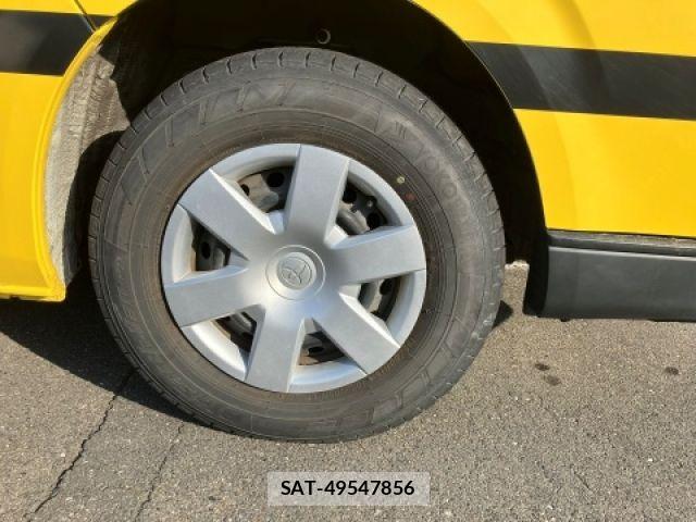Toyota HIACE COMMUTER 2018-03 6993976-19