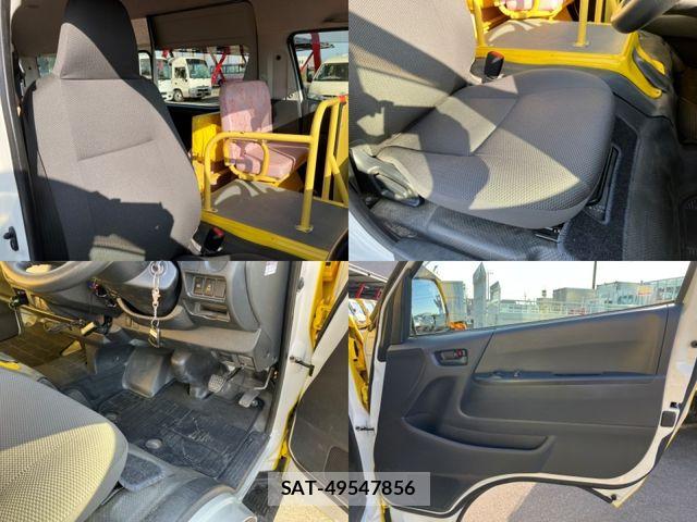 Toyota HIACE COMMUTER 2018-03 6993976-6