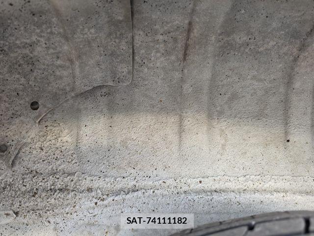 Toyota HIACE COMMUTER 2011-04 7616905-28