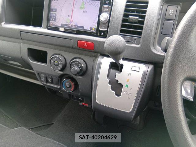 Toyota HIACE COMMUTER 2018-05 7616903-9