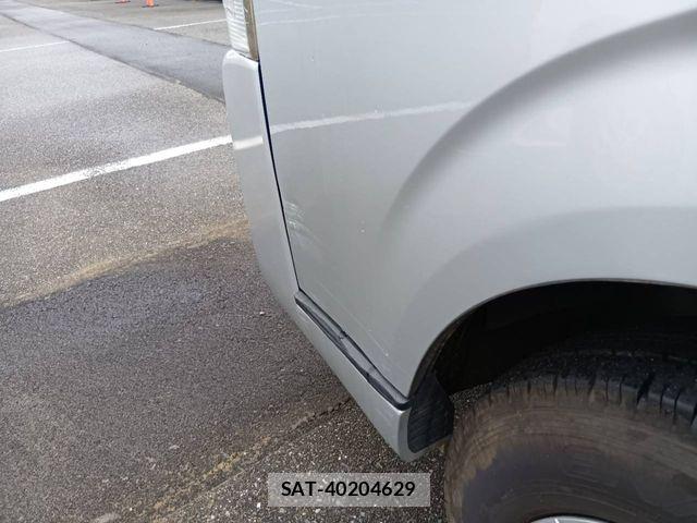 Toyota HIACE COMMUTER 2018-05 7616903-11