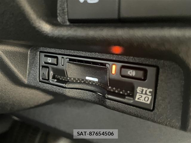 Toyota HIACE COMMUTER 2026-06 8073929-18