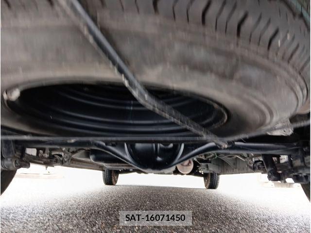 Toyota HIACE COMMUTER 2024-01 8207778-26