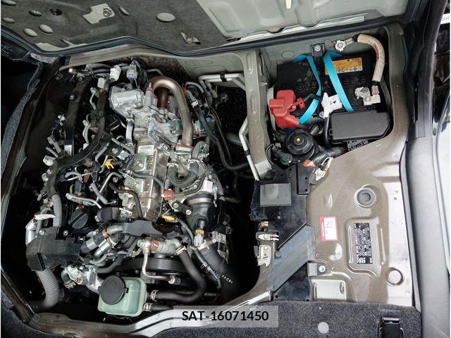 Toyota HIACE COMMUTER 2024-01 8207778-28