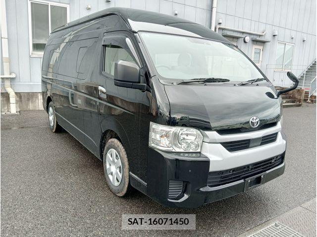 Toyota HIACE COMMUTER 2024-01 8207778-2