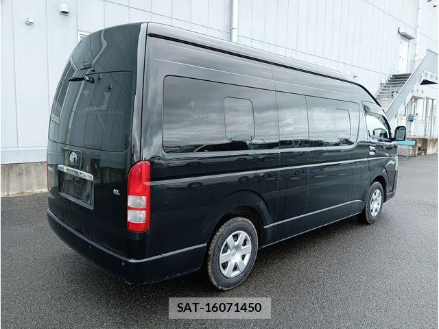 Toyota HIACE COMMUTER 2024-01 8207778-4