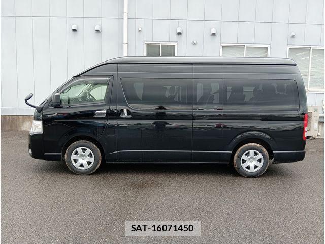 Toyota HIACE COMMUTER 2024-01 8207778-7