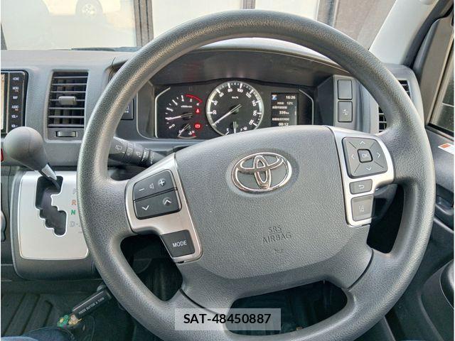 Toyota HIACE COMMUTER 2023-12 8245348-11