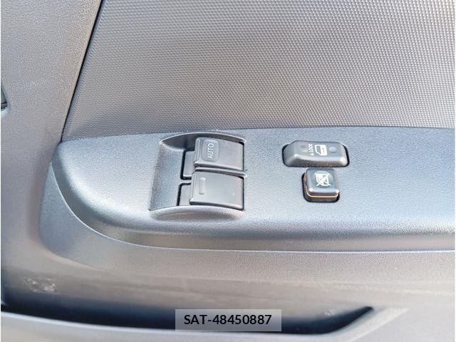 Toyota HIACE COMMUTER 2023-12 8245348-16