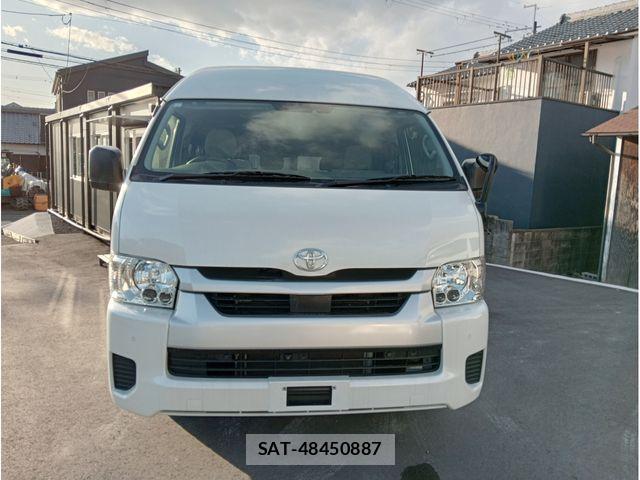 Toyota HIACE COMMUTER 2023-12 8245348-1