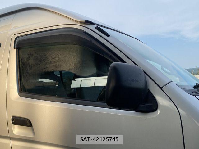 Toyota HIACE COMMUTER 2008-03 8336081-16