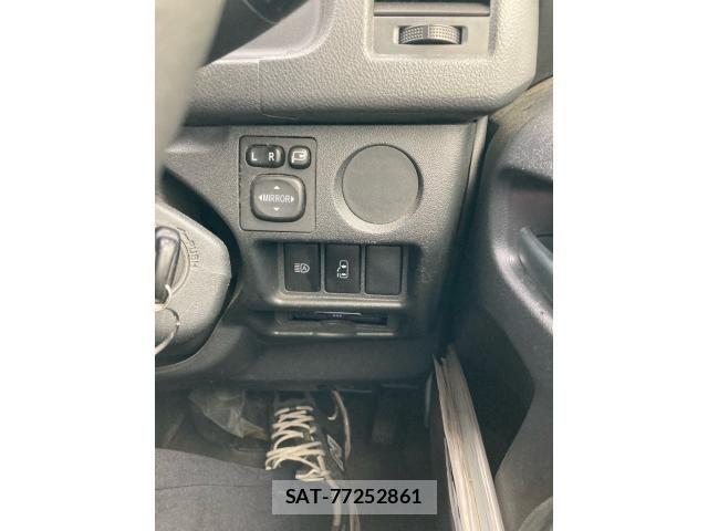 Toyota HIACE COMMUTER 2023-09 8627014-11