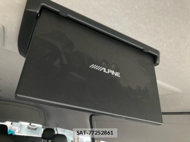 Toyota HIACE COMMUTER 2023-09 8627014-15