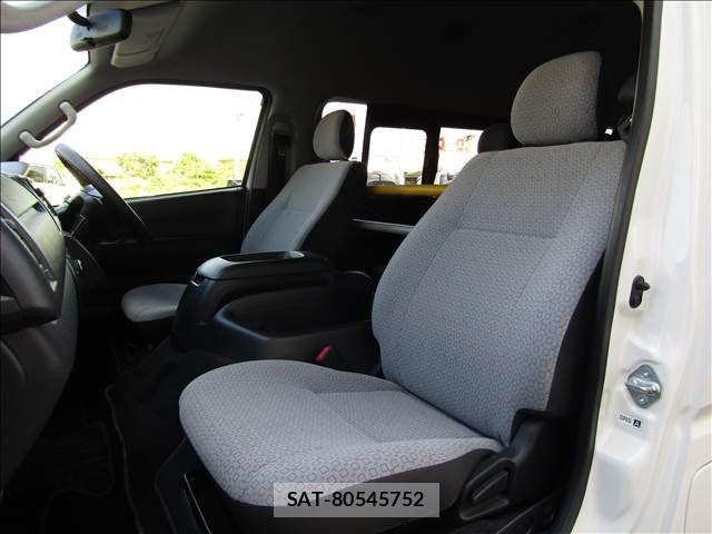 Toyota HIACE COMMUTER 2014-06 8659359-14