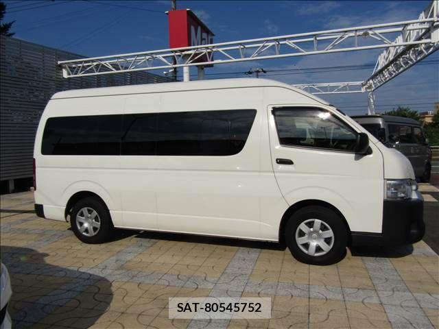 Toyota HIACE COMMUTER 2014-06 8659359-29