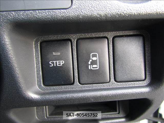 Toyota HIACE COMMUTER 2014-06 8659359-6