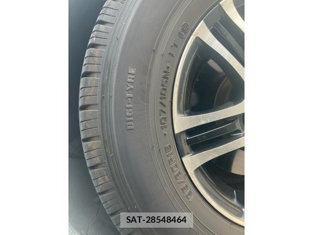 Toyota HIACE COMMUTER 2014-05 8883691-12