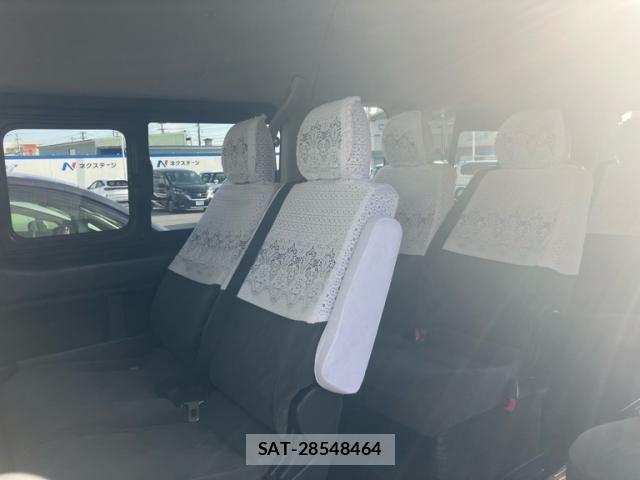 Toyota HIACE COMMUTER 2014-05 8883691-17