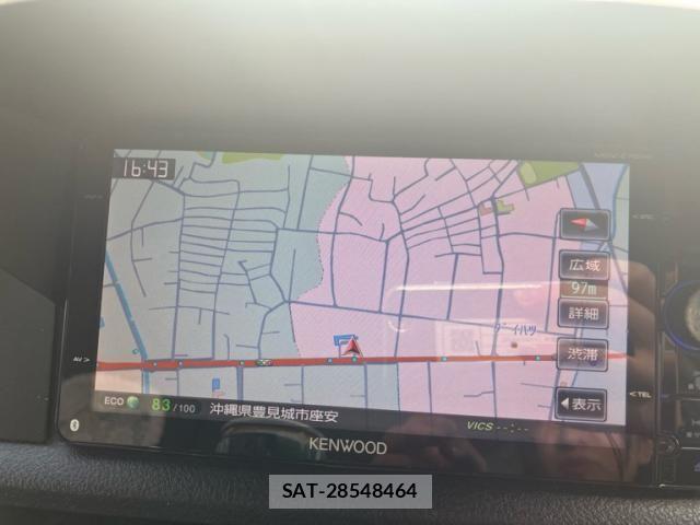 Toyota HIACE COMMUTER 2014-05 8883691-21
