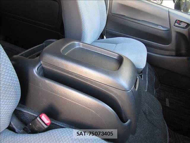 Toyota HIACE COMMUTER 2012-05 6751798-12